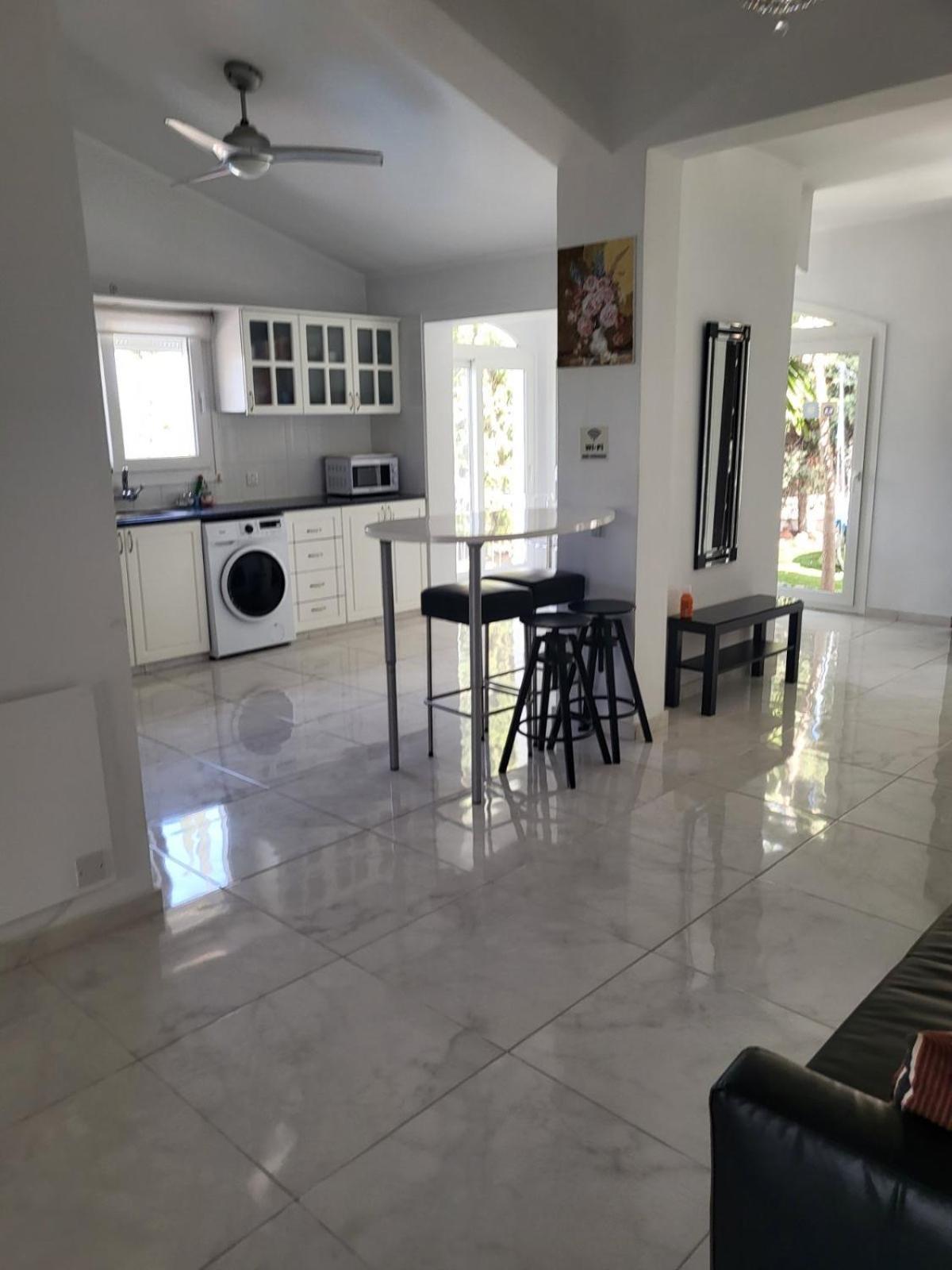 Villa Neyla Four Bedroom Coral Bay Beach Front Exterior foto
