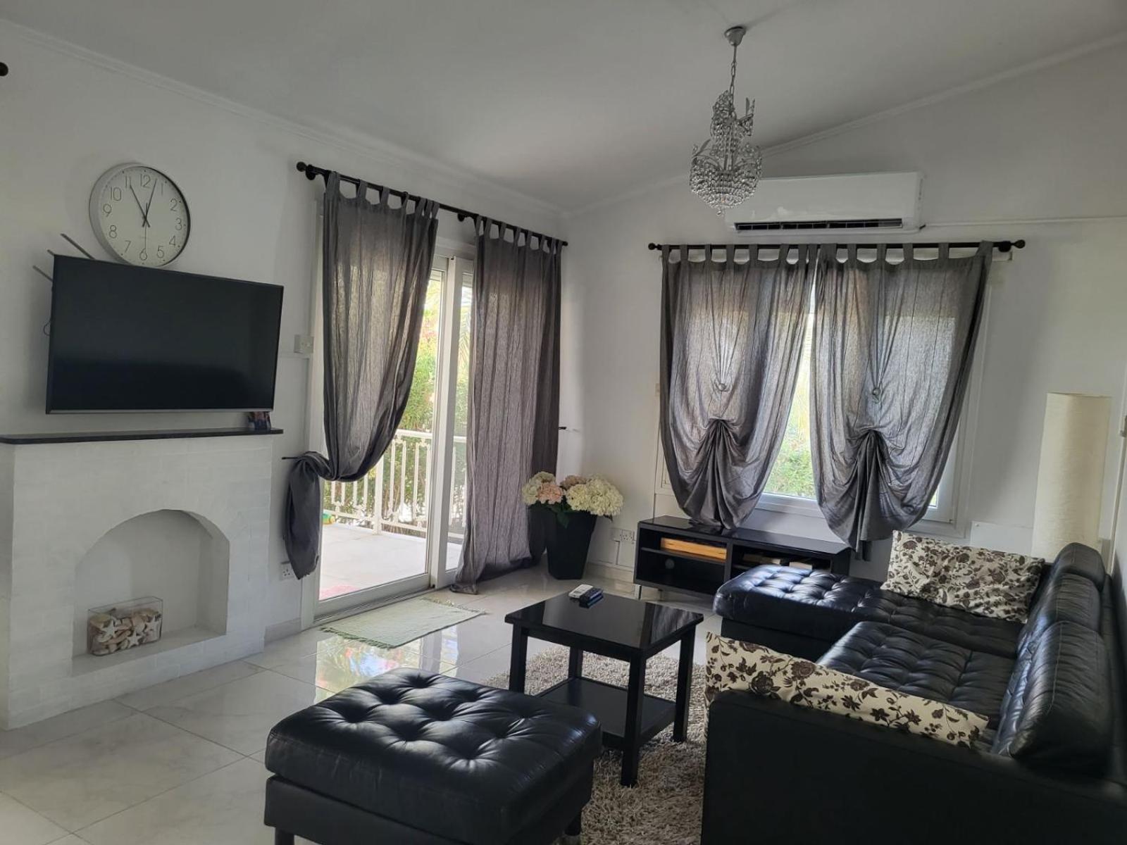Villa Neyla Four Bedroom Coral Bay Beach Front Exterior foto